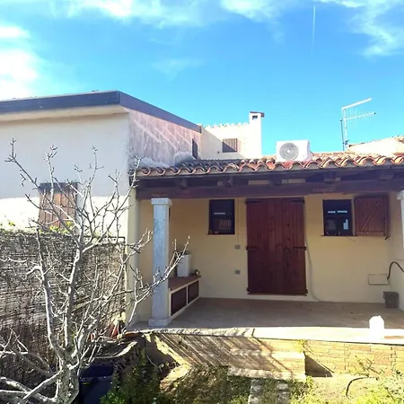 Fst-cinz01 Chalet San Teodoro (Sardinia)